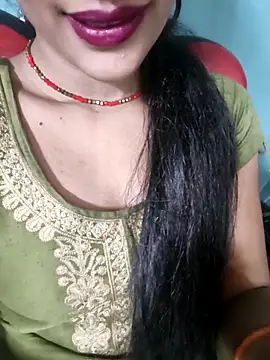 Snapshot of Eshwari_Chopra chatting on April 26, 2026, 3:37 am Eshwari Chopra online show from April 26, 2026, 3:37 am