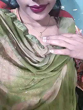 Snapshot of Eshwari_Chopra chatting on November 26, 2025, 8:36 am Eshwari Chopra online show from November 26, 2025, 8:36 am