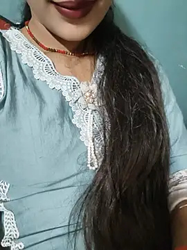 Snapshot of Eshwari_Chopra chatting on May 16, 2026, 4:50 pm Eshwari Chopra online show from May 16, 2026, 4:50 pm