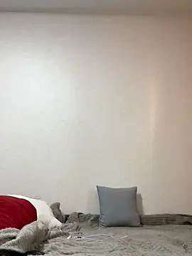 Vviikkssiikk online show from October 31, 2025, 1:30 pm