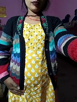 Snapshot of Eshna_Dabral chatting on November 13, 2025, 10:57 pm Eshna Dabral online show from November 13, 2025, 10:57 pm