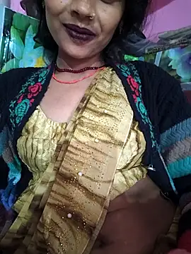 Snapshot of Eshna_Dabral chatting on November 19, 2025, 1:27 am Eshna Dabral online show from November 19, 2025, 1:27 am