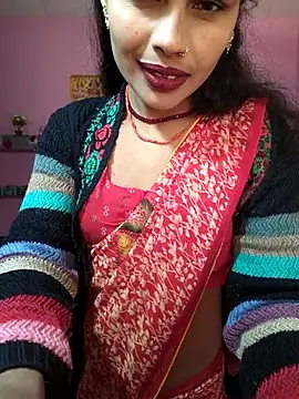 Snapshot of Eshna_Dabral chatting on December 4, 2025, 3:27 am Eshna Dabral online show from December 4, 2025, 3:27 am