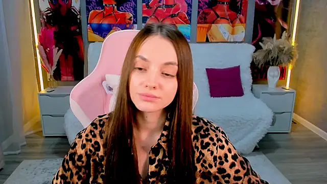 MelanieAlves online show from February 12, 2026, 1:22 pm