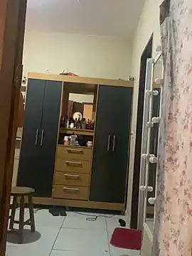 Snapshot of Souza_jlsm chatting on December 18, 2025, 4:55 pm Souza jlsm online show from December 18, 2025, 4:55 pm