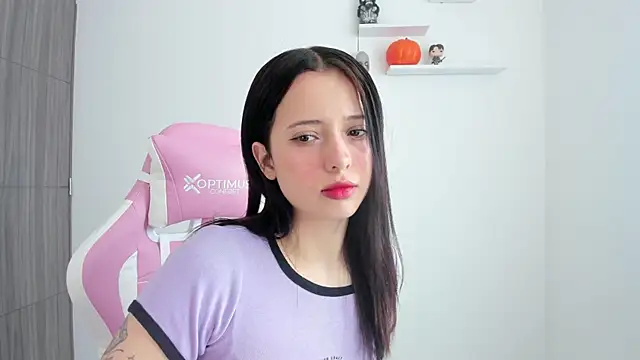 ImBunnyNova online show from October 12, 2025, 2:18 pm