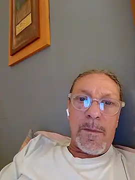 Deddyitalia3p online show from October 4, 2025, 6:20 pm