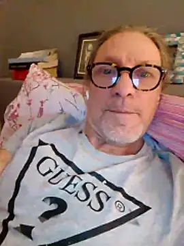 Deddyitalia3p online show from November 29, 2025, 8:31 pm