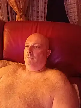 Snapshot of Alexis_Bull chatting on July 5, 2026, 12:37 am Alexis Bull online show from July 5, 2026, 12:37 am