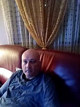 Alexis Bull online show from November 10, 2025, 12:26 am