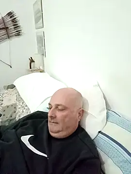 Alexis Bull online show from January 12, 2026, 9:20 pm