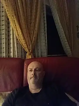 Snapshot of Alexis_Bull chatting on July 14, 2026, 10:49 pm Alexis Bull online show from July 14, 2026, 10:49 pm