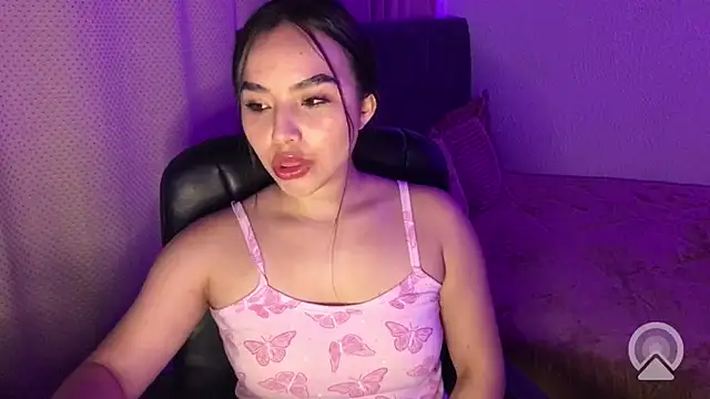 Snapshot of amelia_hall chatting on June 3, 2026, 2:12 am amelia hall online show from June 3, 2026, 2:12 am