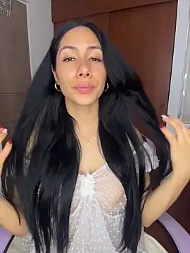 ArianaReynoldss online show from February 9, 2026, 8:29 pm