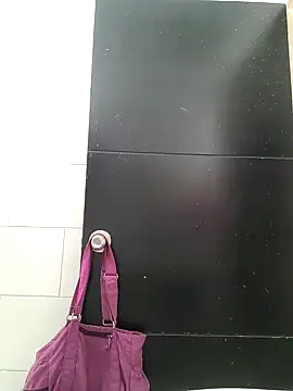 Snapshot of Yuli_Mars chatting on February 11, 2026, 4:51 pm Yuli Mars online show from February 11, 2026, 4:51 pm