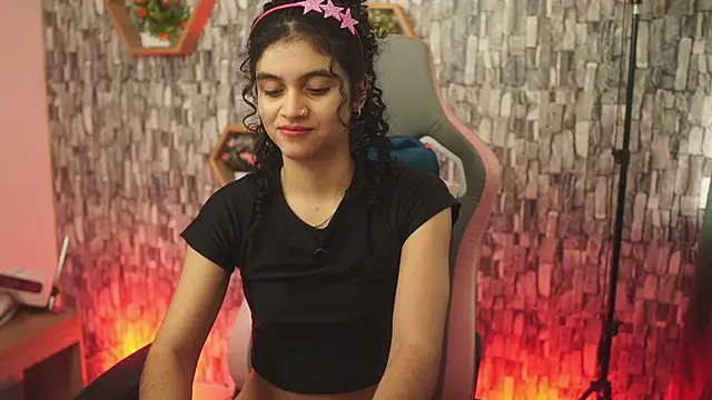 bonniie 98  online show from April 18, 2026, 5:04 pm