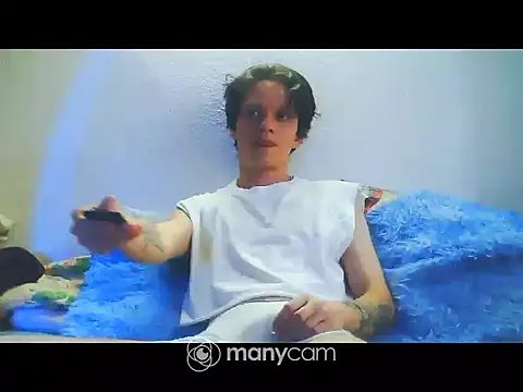 Snapshot of santihot089 chatting on October 19, 2025, 9:50 pm santihot089 online show from October 19, 2025, 9:50 pm