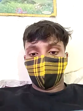 Snapshot of _fucker_18 chatting on October 12, 2025, 10:05 am fucker 18 online show from October 12, 2025, 10:05 am