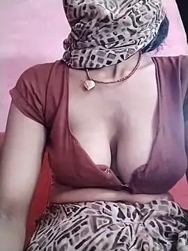 Snapshot of Soniy-Maax chatting on May 23, 2026, 7:29 am Soniy-Maax online show from May 23, 2026, 7:29 am