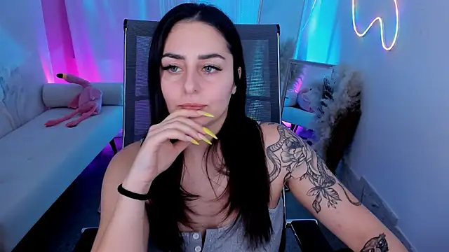 Snapshot of ValeriiMills chatting on February 12, 2026, 3:45 pm ValeriiMills online show from February 12, 2026, 3:45 pm