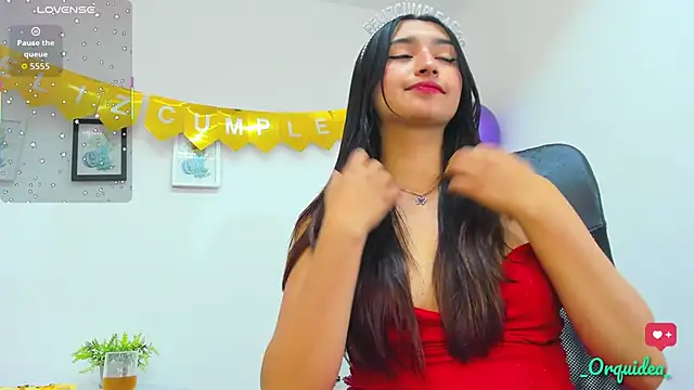 Snapshot of _Orquidea_ chatting on September 30, 2025, 2:12 pm Orquidea online show from September 30, 2025, 2:12 pm