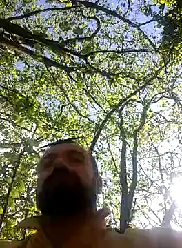 lucka1234 online show from April 19, 2026, 10:49 am