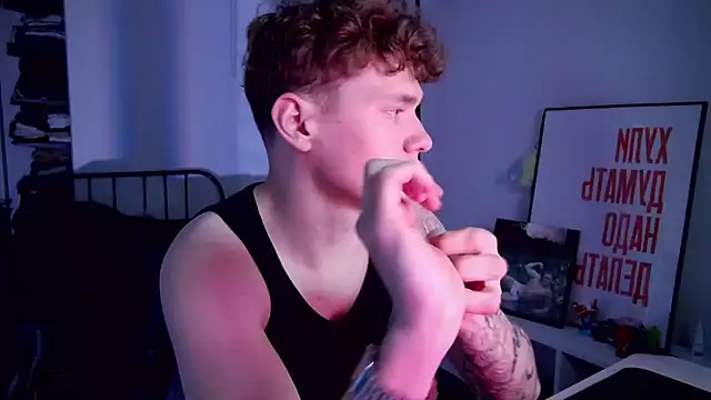 DanyDavis online show from September 22, 2025, 8:26 pm