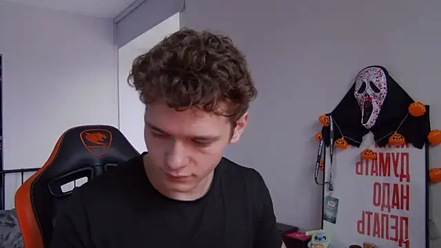 DanyDavis online show from November 6, 2025, 10:19 am