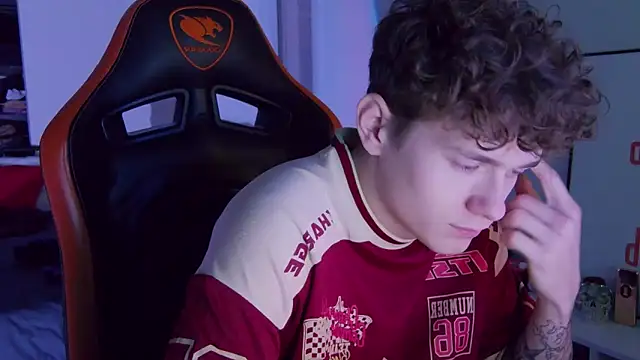 DanyDavis online show from November 7, 2025, 10:03 pm