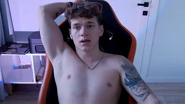 DanyDavis online show from March 5, 2026, 1:51 pm