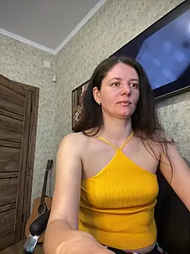 MariannaSida online show from April 8, 2026, 6:15 am