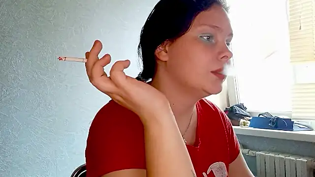 SweetPiggyx online show from June 3, 2026, 2:33 pm