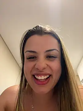 Snapshot of Patyyyy chatting on July 6, 2026, 3:02 am Patyyyy online show from July 6, 2026, 3:02 am