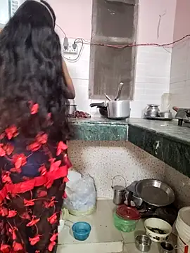 Desi Bhabi 01 online show from December 4, 2025, 4:44 am