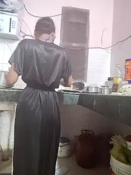 Desi Bhabi 01 online show from February 21, 2026, 6:37 am