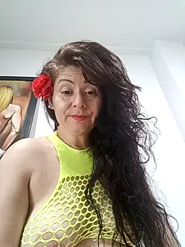 lunadicty online show from February 21, 2025, 1:11 am