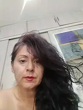 lunadicty online show from May 15, 2026, 11:25 pm