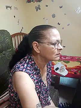 Snapshot of katrina_perez chatting on September 16, 2025, 3:57 pm katrina perez online show from September 16, 2025, 3:57 pm