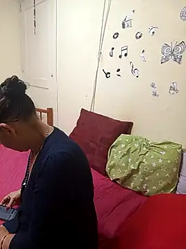 Snapshot of katrina_perez chatting on November 13, 2025, 7:40 pm katrina perez online show from November 13, 2025, 7:40 pm