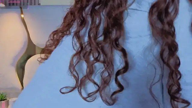 Snapshot of AmmberJones chatting on December 3, 2025, 12:04 pm AmmberJones online show from December 3, 2025, 12:04 pm