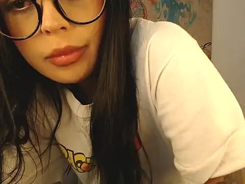 Sweetcandy18 Little online show from November 7, 2025, 3:00 am