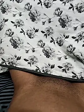 psy696999 online show from November 27, 2025, 9:48 pm