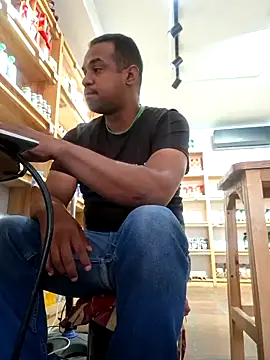Snapshot of elnegro707070 chatting on March 10, 2026, 11:14 am elnegro707070 online show from March 10, 2026, 11:14 am