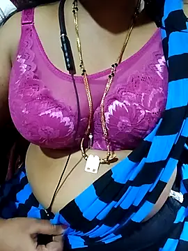 Snapshot of tamiltady chatting on October 14, 2025, 5:35 pm tamiltady online show from October 14, 2025, 5:35 pm