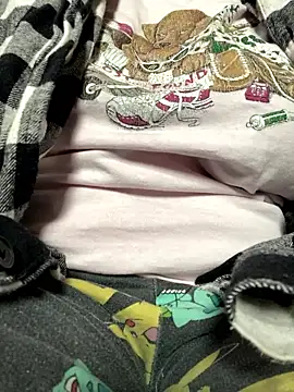 w3tkittty online show from February 13, 2026, 8:09 pm