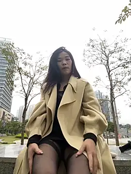 Snapshot of AiBanana chatting on December 4, 2025, 8:24 am AiBanana online show from December 4, 2025, 8:24 am