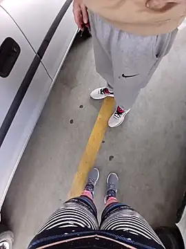 fuck couple69 online show from November 17, 2025, 4:33 pm