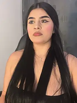 Snapshot of Kariina__69 chatting on July 8, 2026, 6:52 pm Kariina 69 online show from July 8, 2026, 6:52 pm