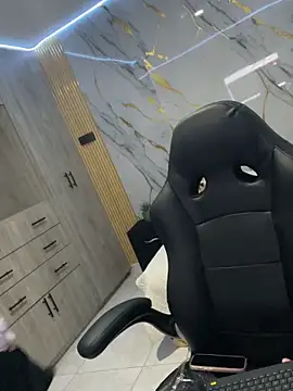 Kariina  69 online show from February 1, 2026, 3:16 am