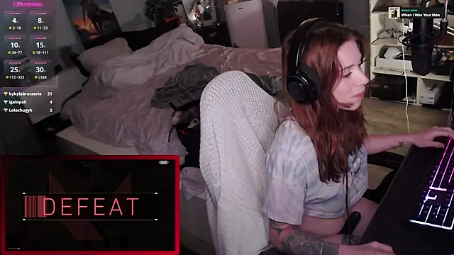 Snapshot of Horny_Makima chatting on October 25, 2025, 10:47 am Horny Makima online show from October 25, 2025, 10:47 am